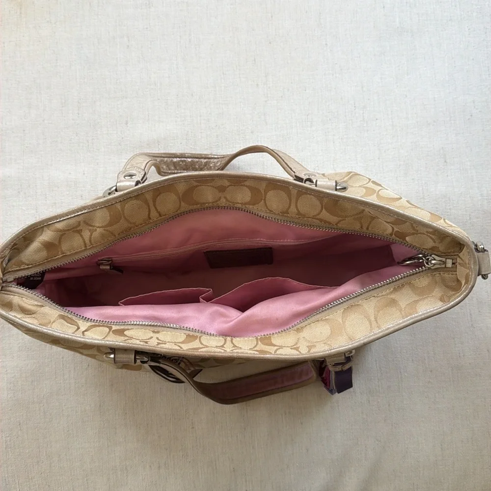 Coach Poppy Beige and Purple shoulder bag - Picture 8 of 8